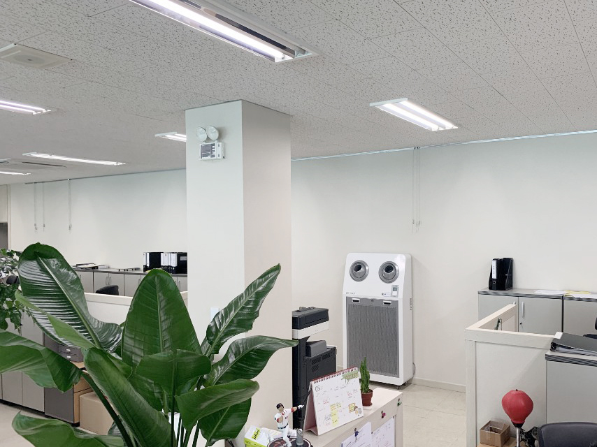 Ecover Large Capacity Air Purifier Q Series installed in office