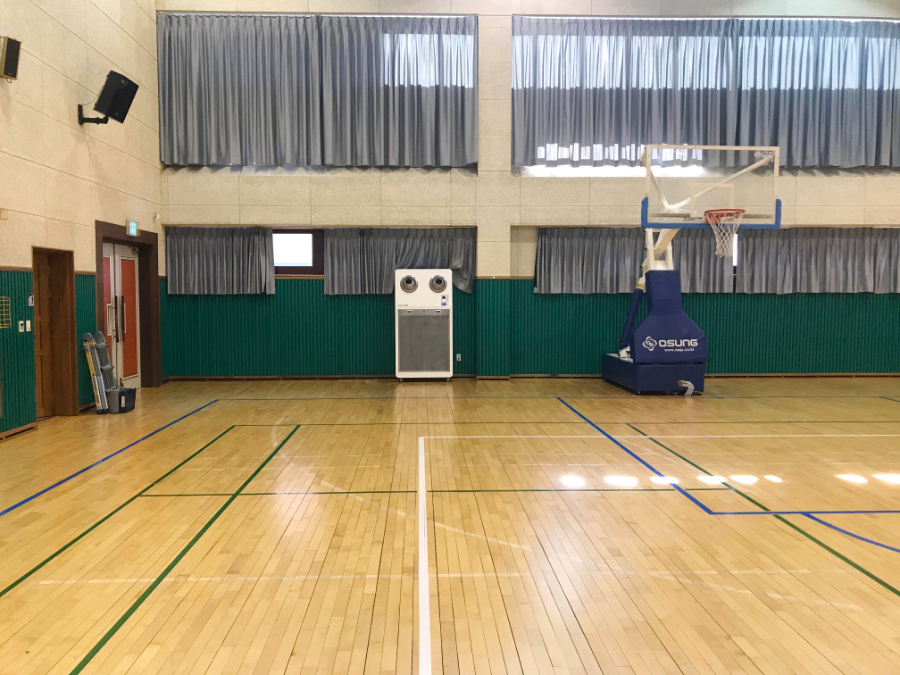 Ecover Large Capacity Air Purifier Q Series installed in gymnasium