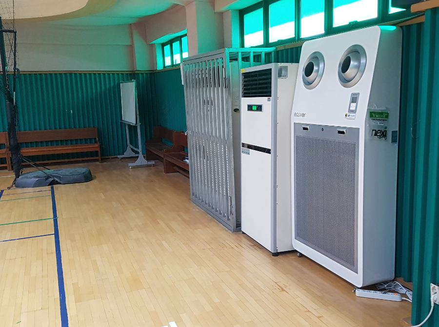 Ecover Large Capacity Air Purifier Q Series installed in school gymnasium