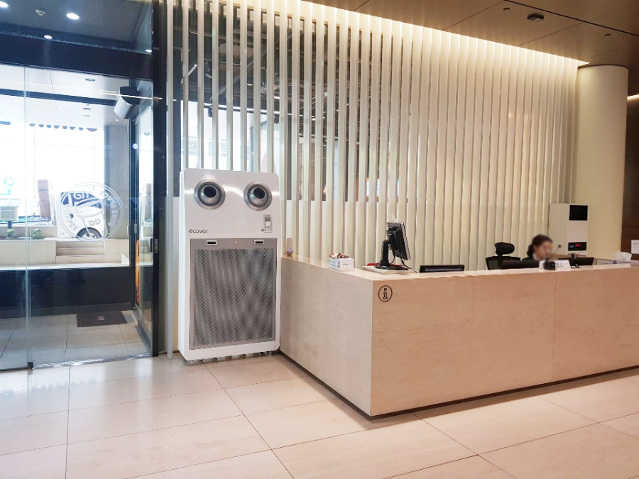 Ecover Large Capacity Air Purifier Q Series installed in office lobby